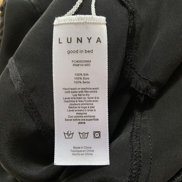 Lunya Black 100% Washable Silk Pajama Pants Short Sleeve Set Oversized Large - Picture 8 of 16